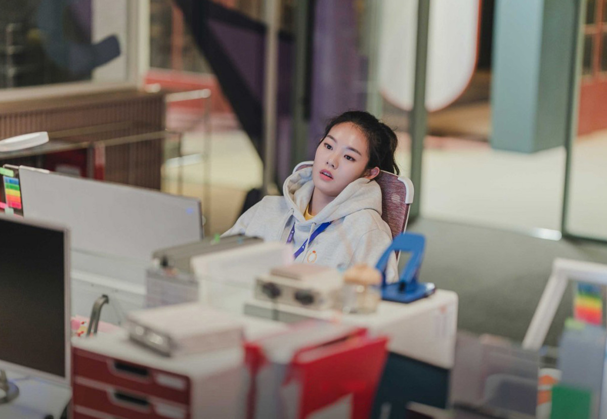 사내연애의 함정, 지친 직장인 